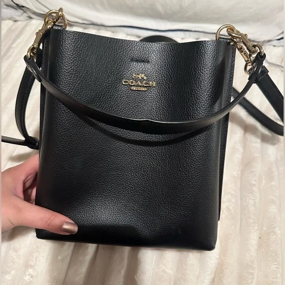 Coach Bucket Bag - Picture 2 of 10